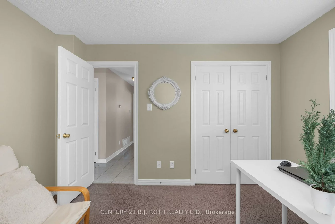 63, Kenwell, Holly, Barrie