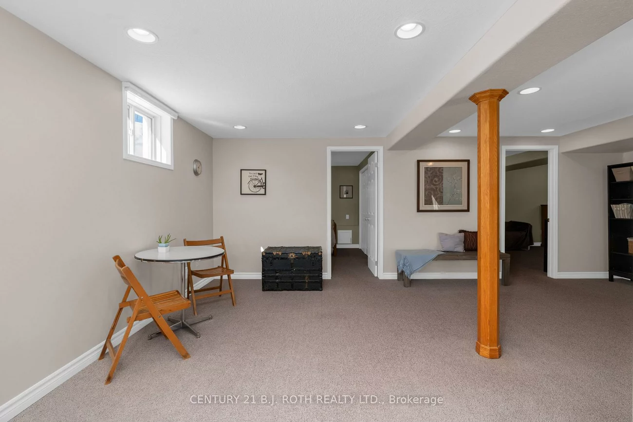 63, Kenwell, Holly, Barrie