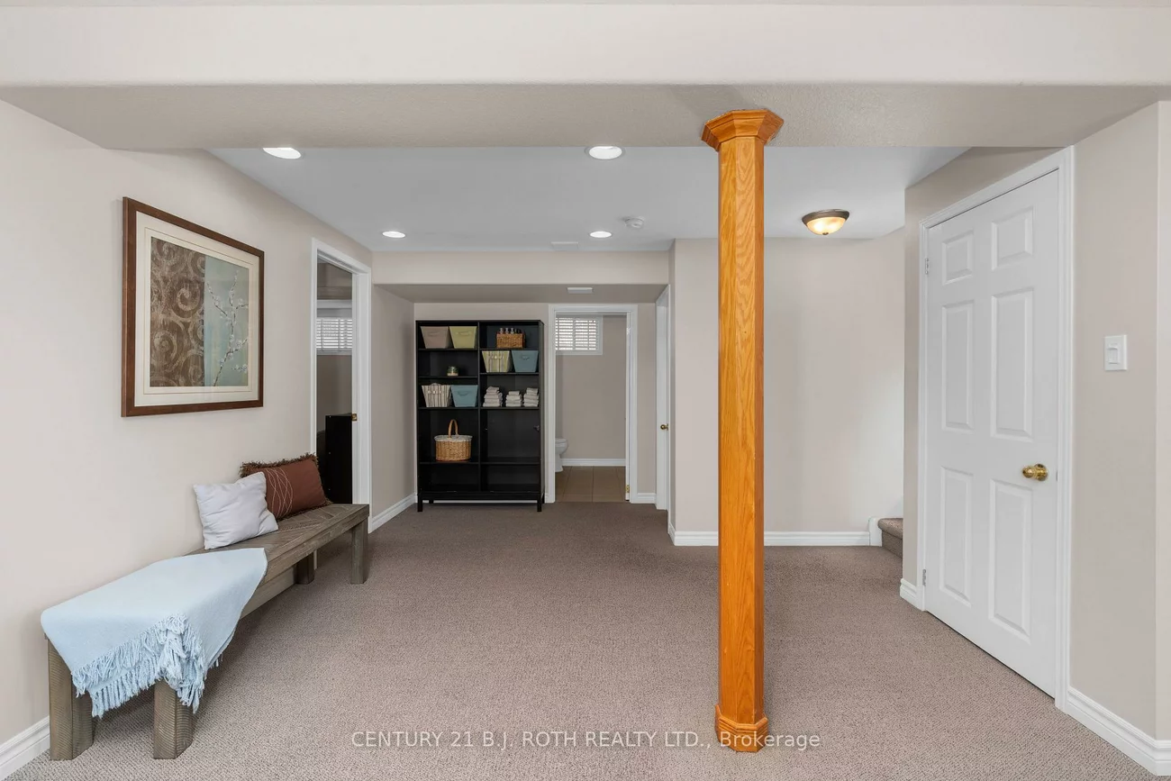 63, Kenwell, Holly, Barrie