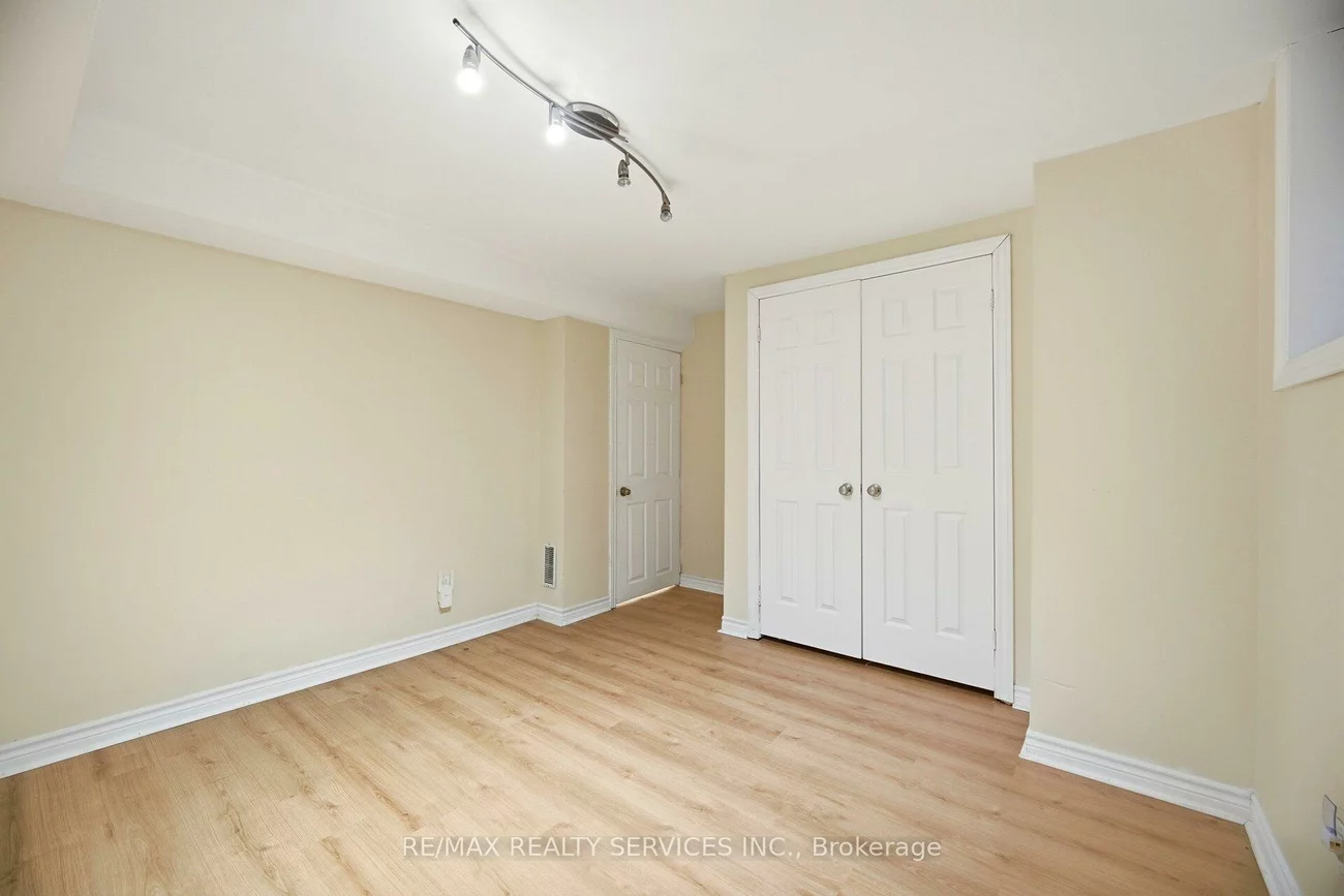 514, Grove, Grove East, Barrie