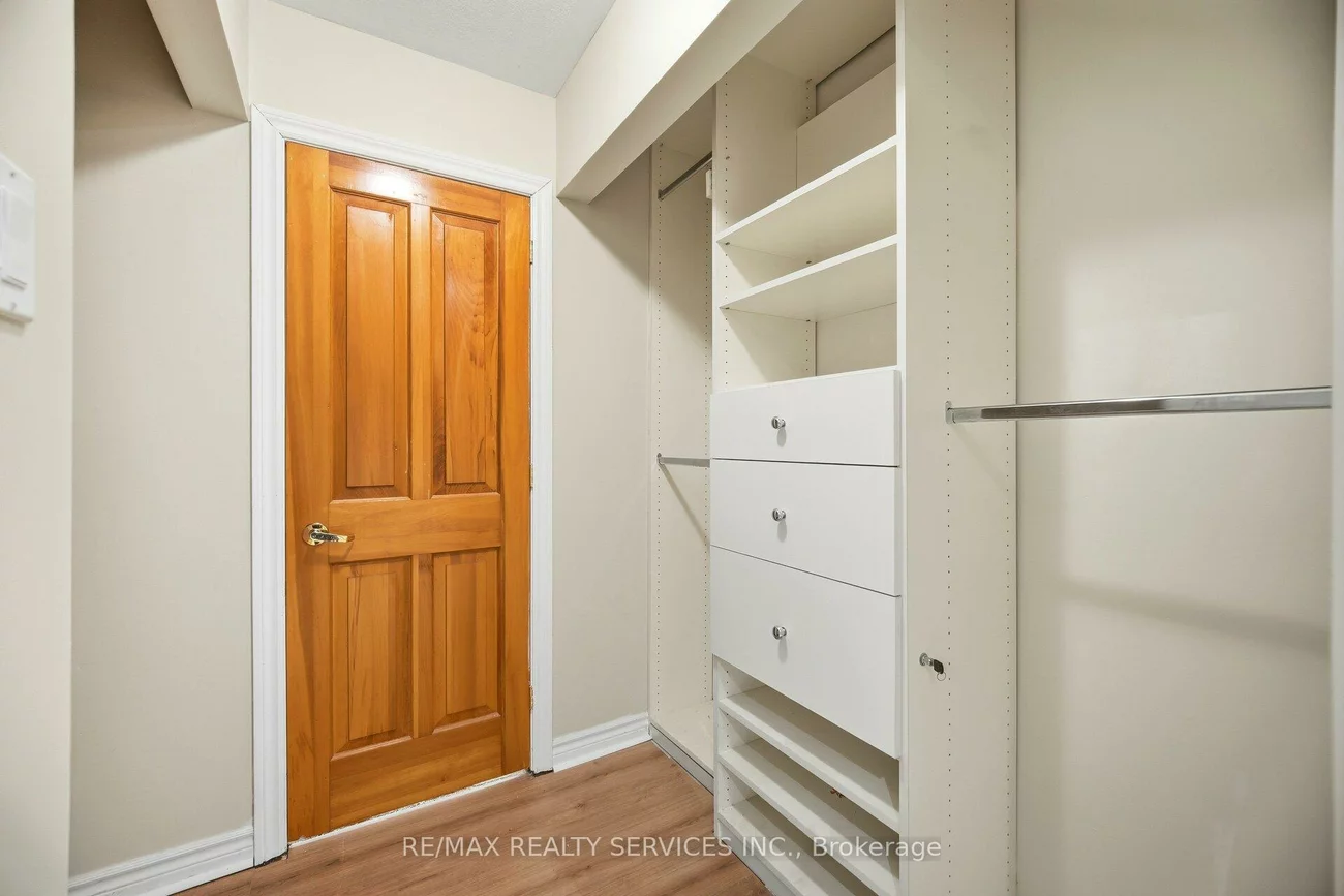 514, Grove, Grove East, Barrie