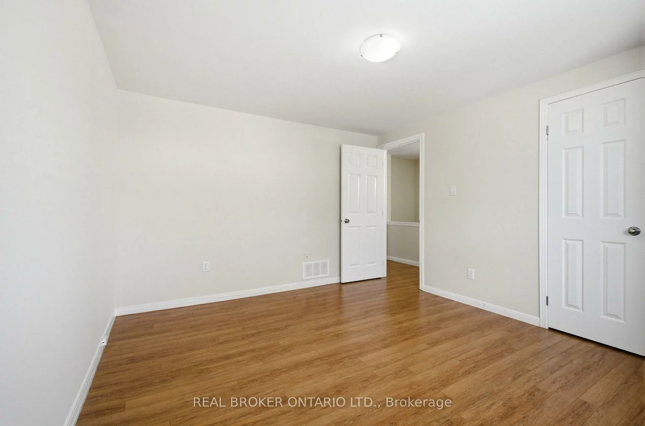 15, Christie, Letitia Heights, Barrie