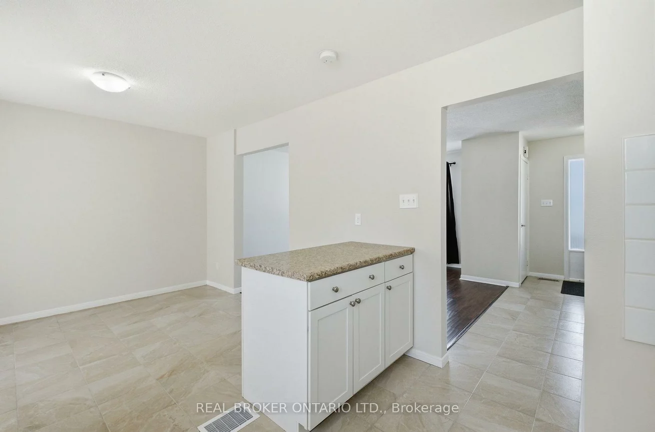 15, Christie, Letitia Heights, Barrie