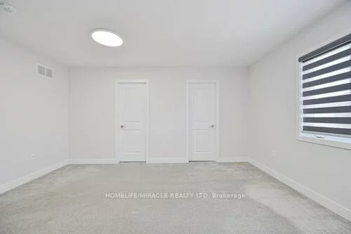 29, Turnberry, Painswick South, Barrie