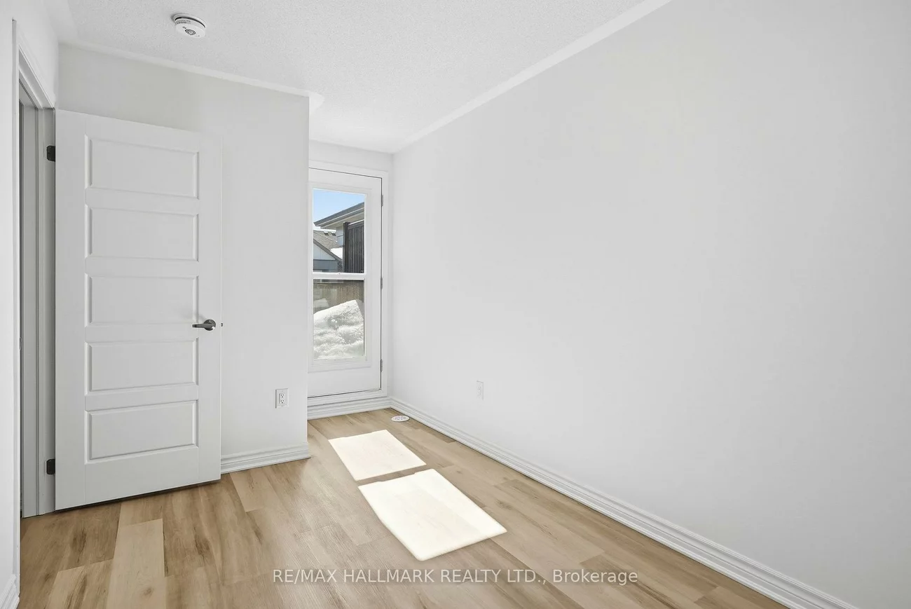 61, Pearen, Rural Barrie Southwest, Barrie