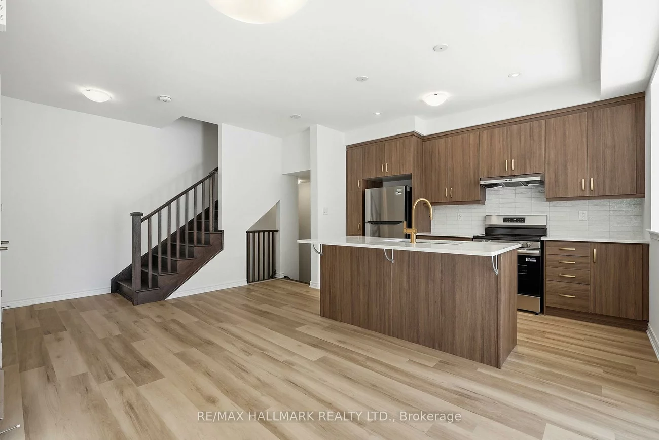 61, Pearen, Rural Barrie Southwest, Barrie