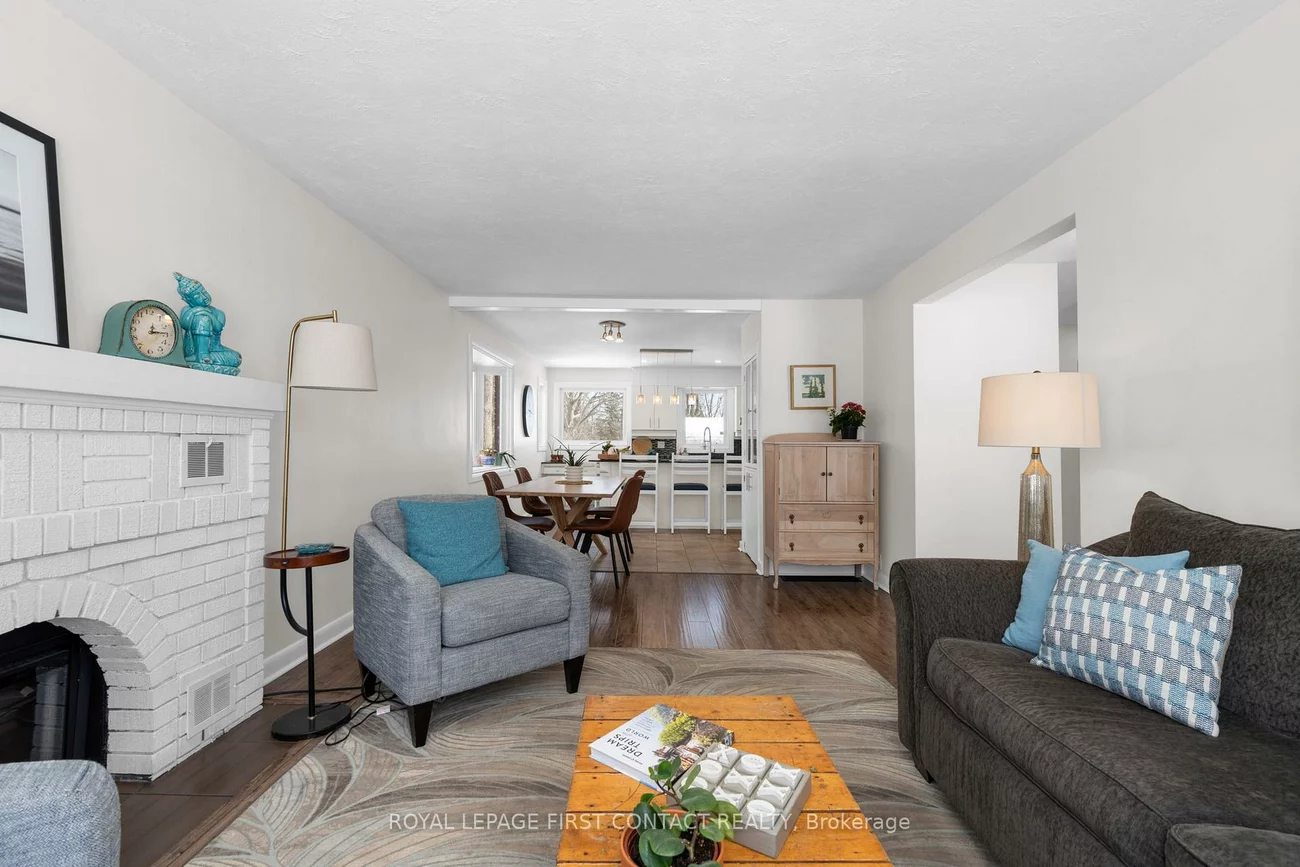 103, Rodney, Codrington, Barrie