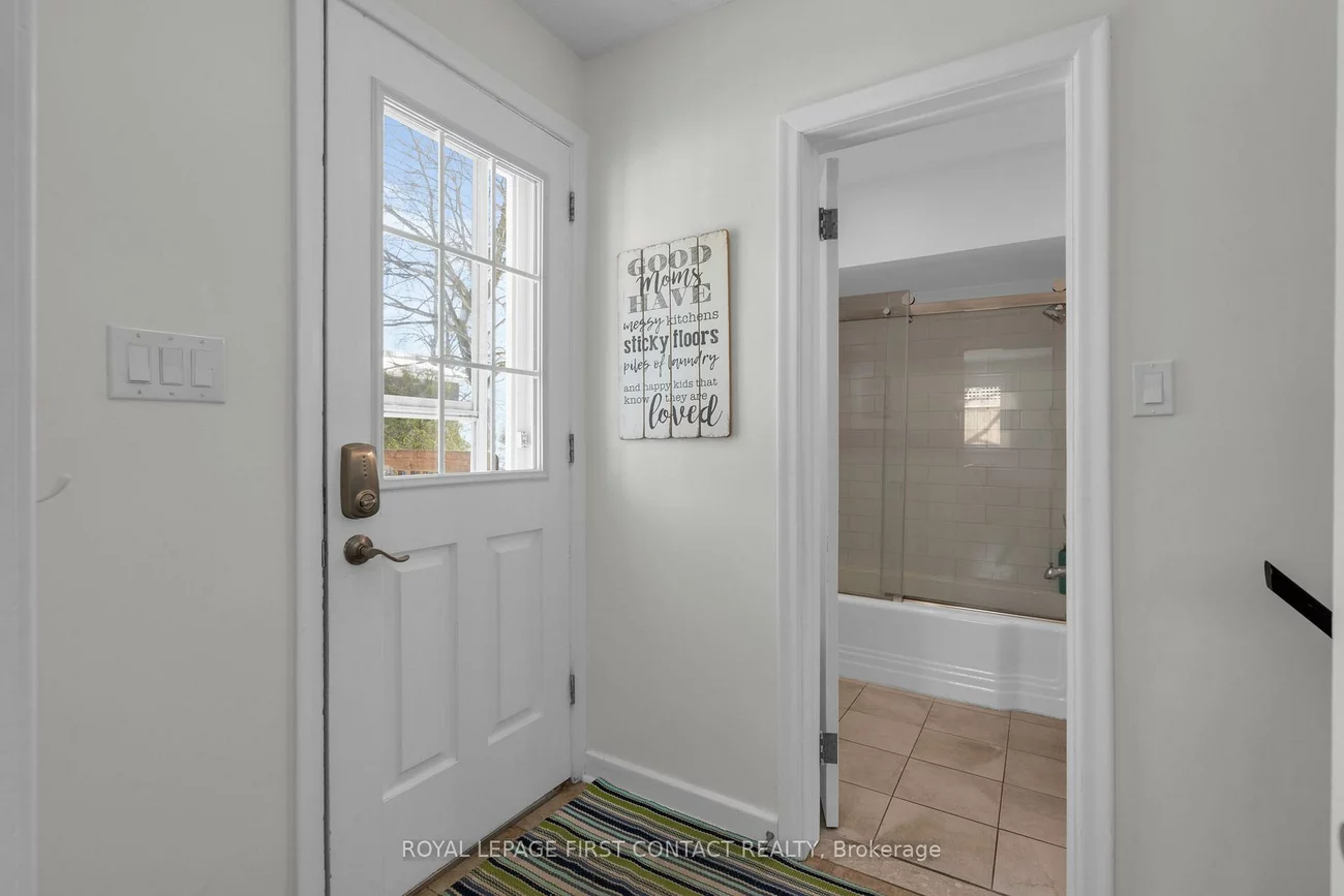 103, Rodney, Codrington, Barrie