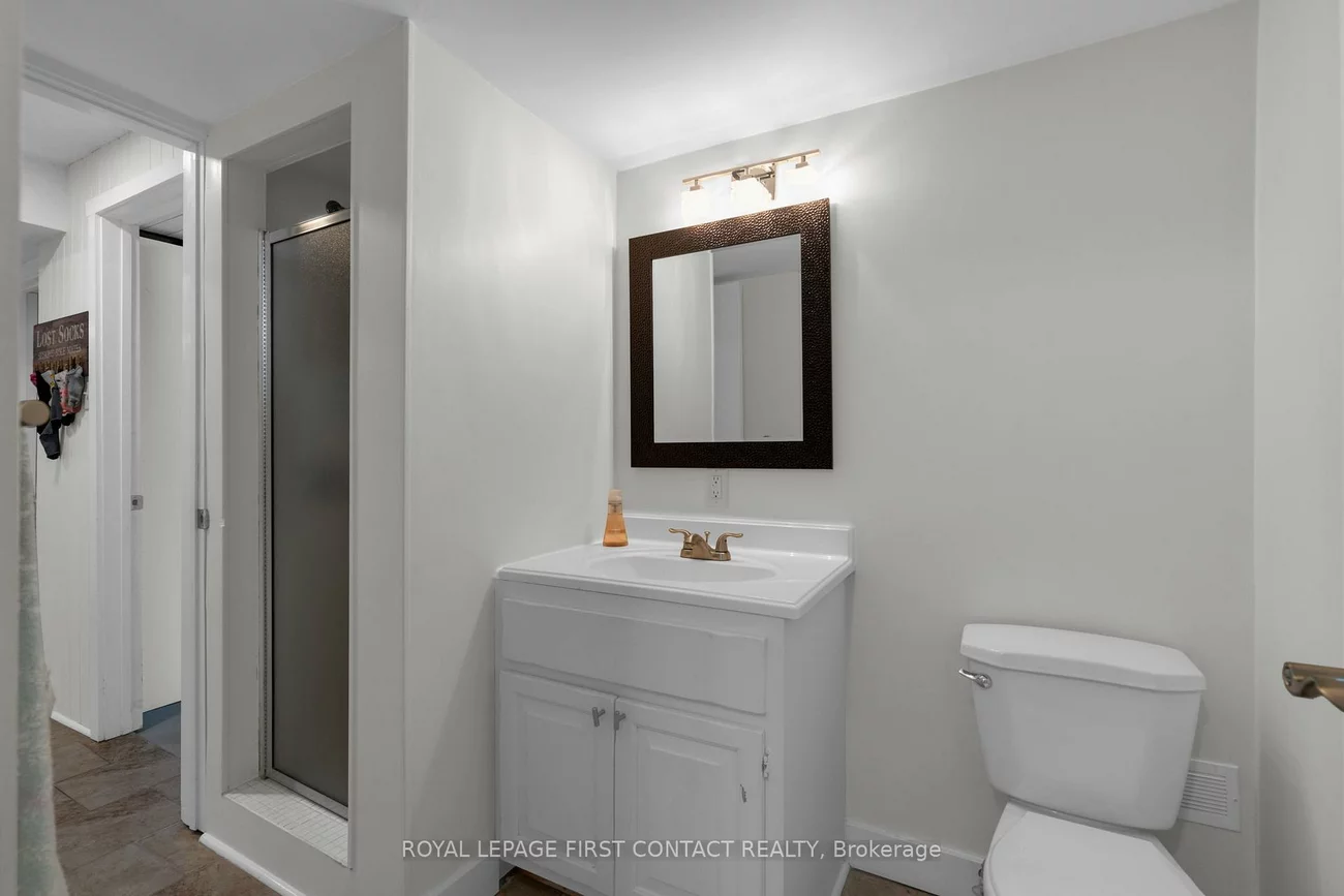 103, Rodney, Codrington, Barrie