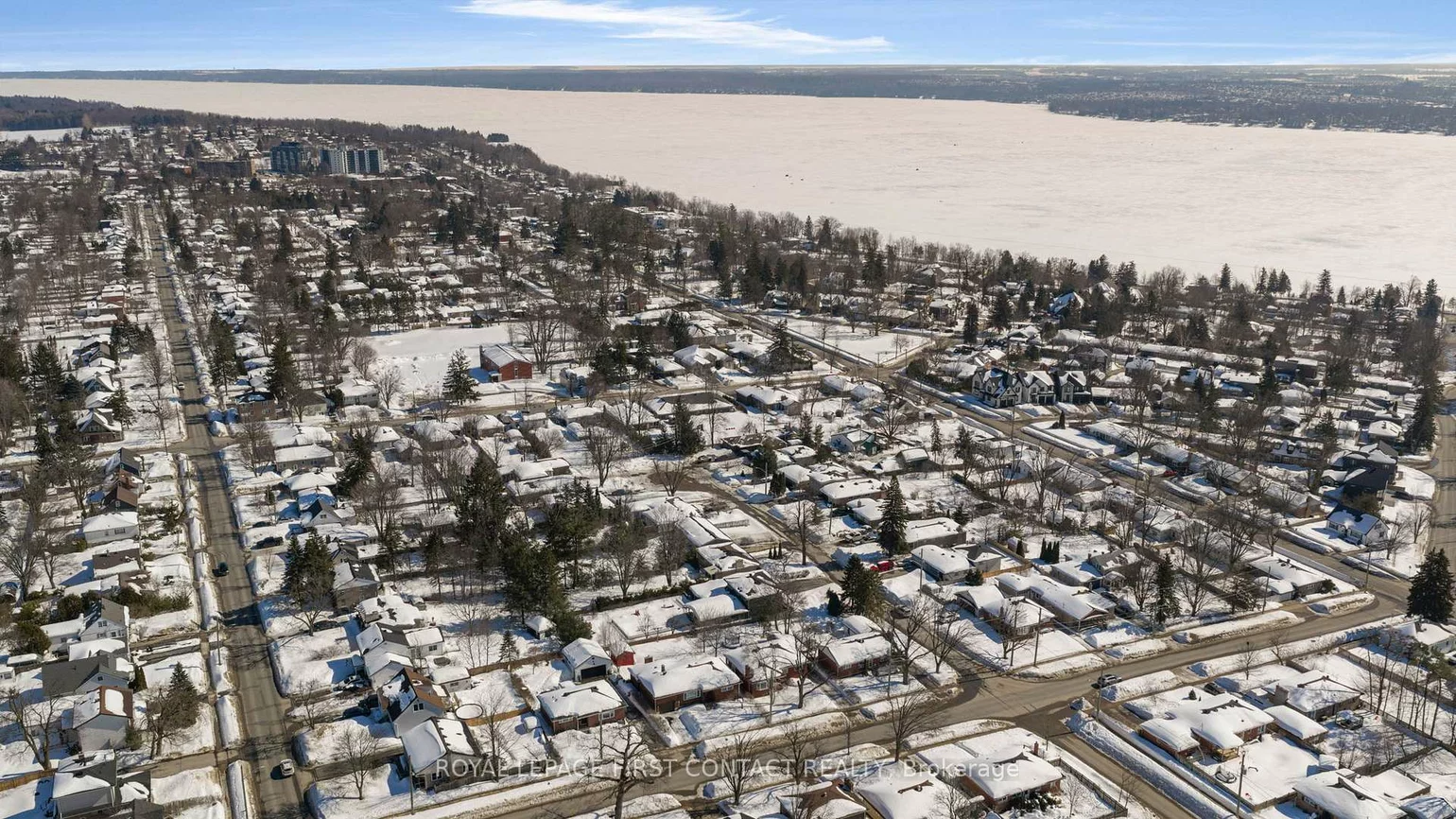 103, Rodney, Codrington, Barrie