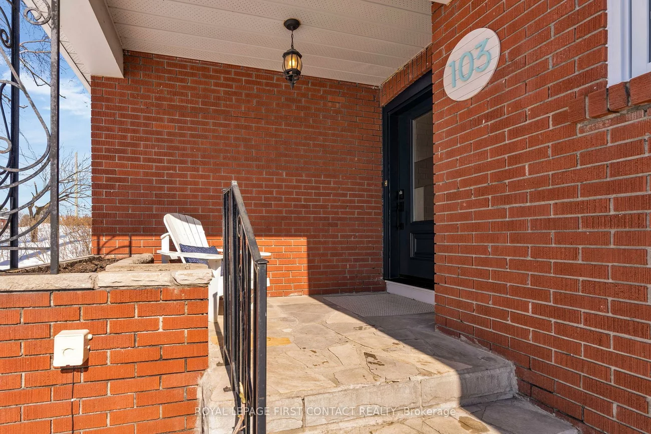 103, Rodney, Codrington, Barrie