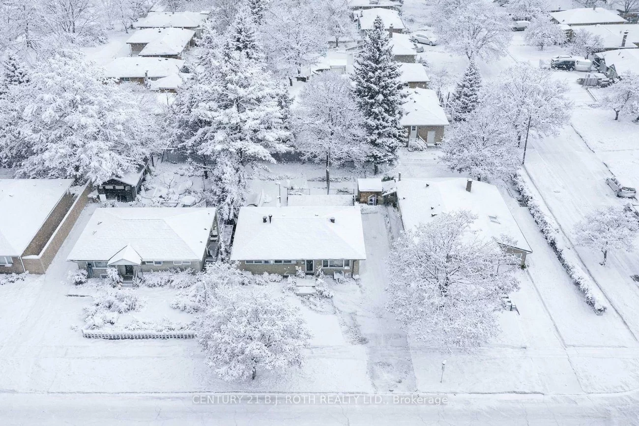 63, Davidson, Wellington, Barrie