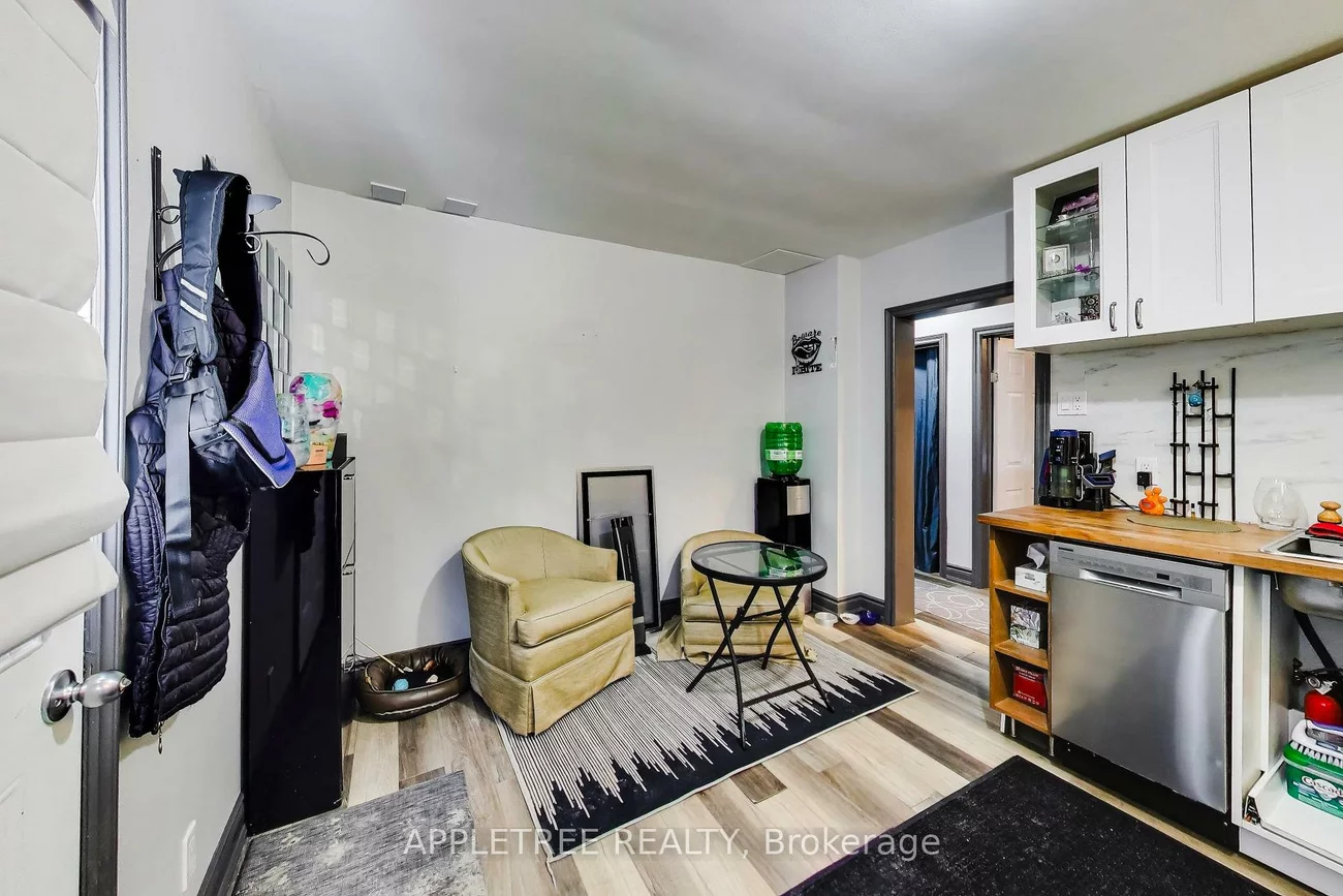 147, Berczy, Codrington, Barrie