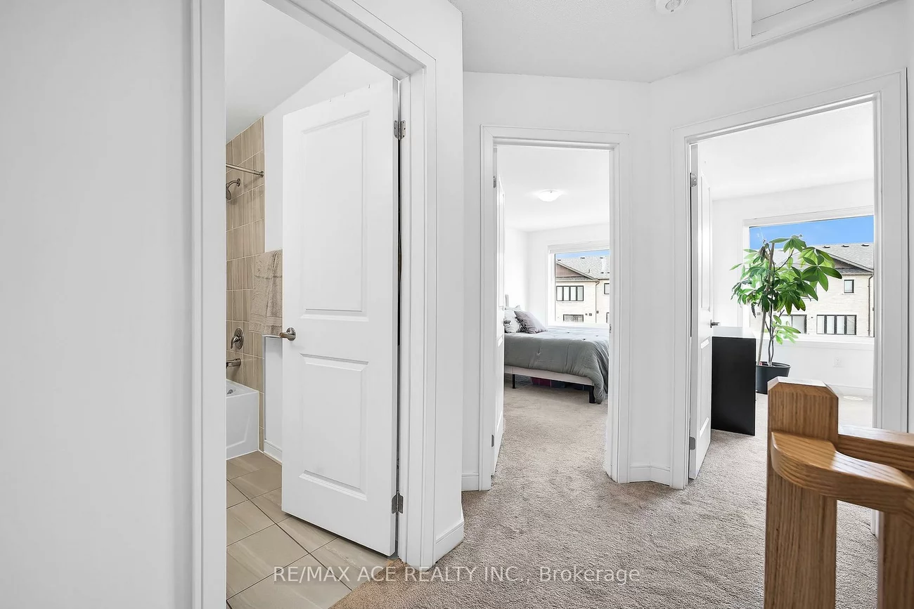 24, Spry, Innis-Shore, Barrie