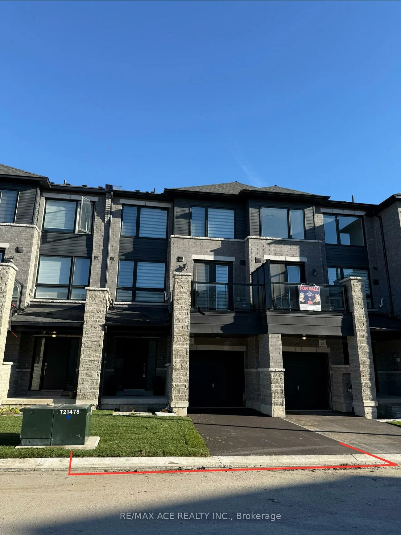 24, Spry, Innis-Shore, Barrie