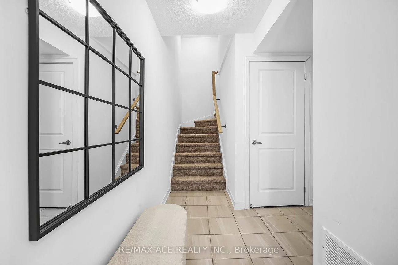 24, Spry, Innis-Shore, Barrie