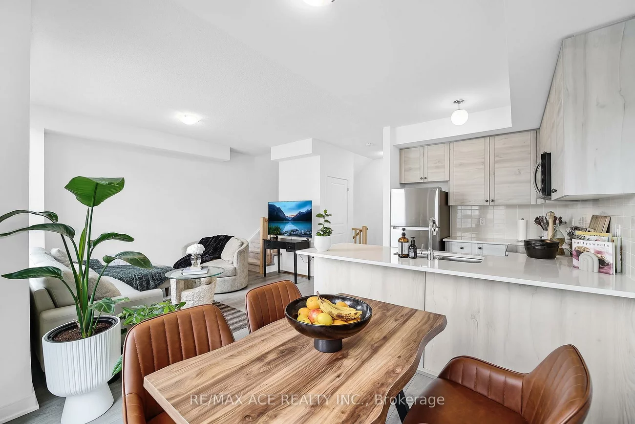 24, Spry, Innis-Shore, Barrie