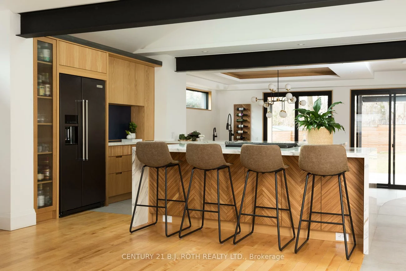 20, Weldon, Codrington, Barrie