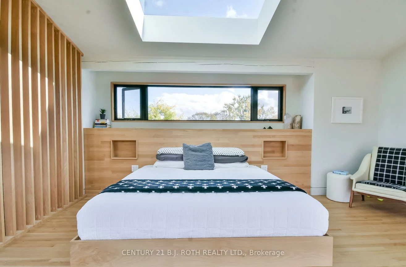 20, Weldon, Codrington, Barrie