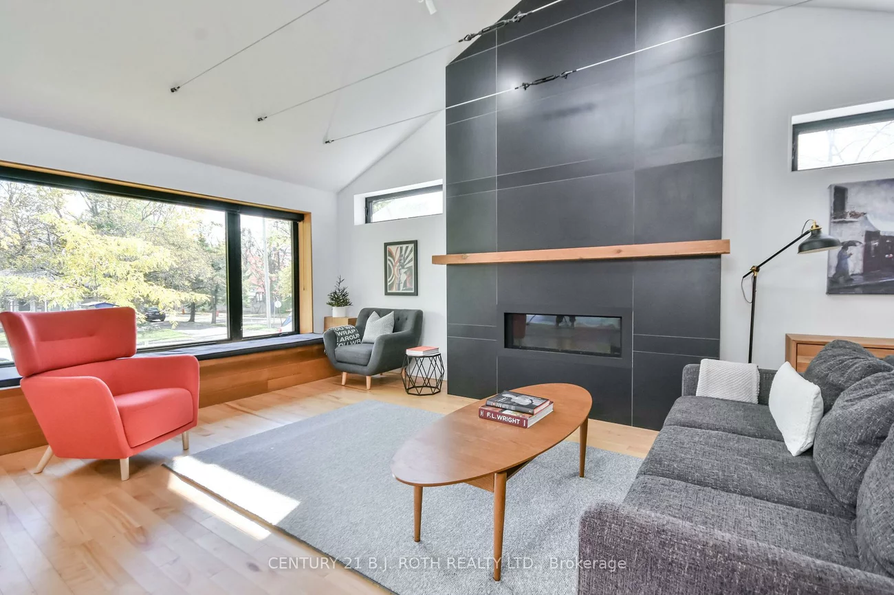 20, Weldon, Codrington, Barrie