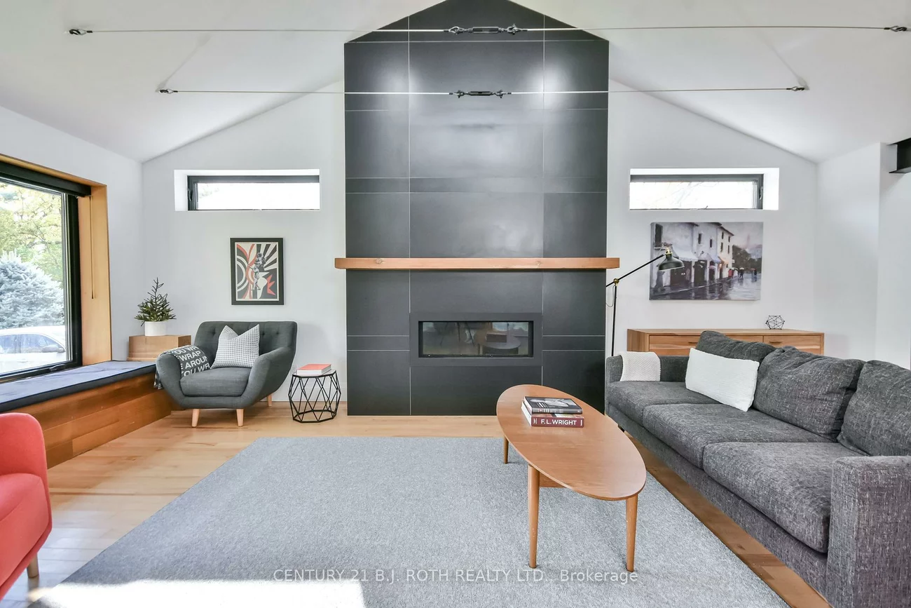 20, Weldon, Codrington, Barrie