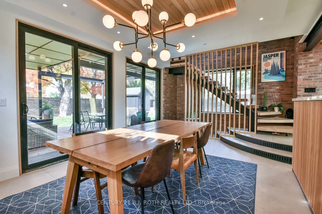 20, Weldon, Codrington, Barrie