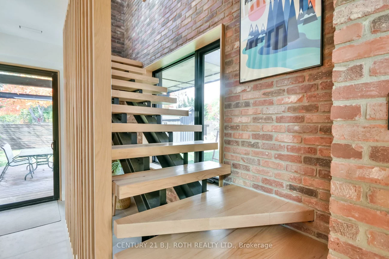 20, Weldon, Codrington, Barrie