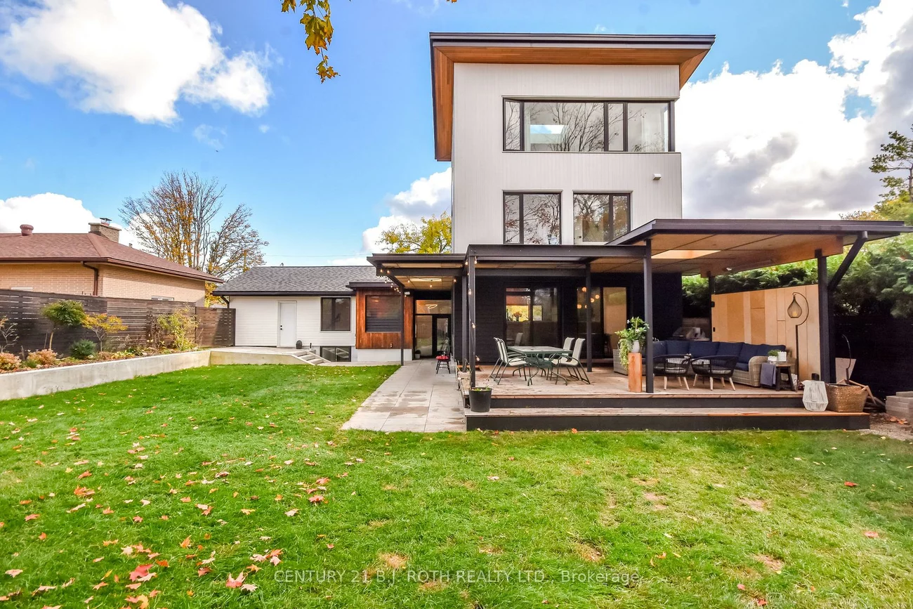 20, Weldon, Codrington, Barrie