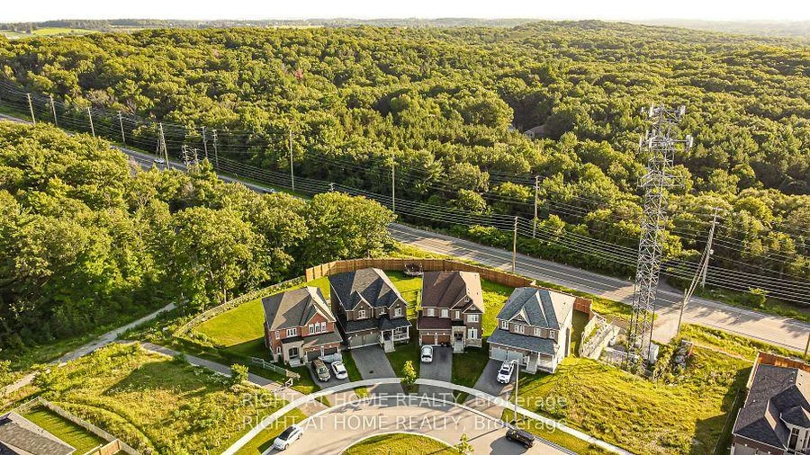 37, Muirfield, Holly, Barrie