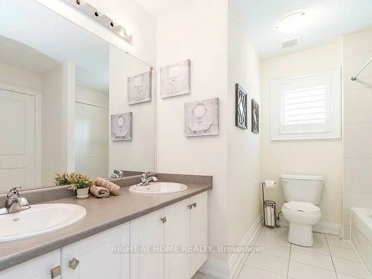 37, Muirfield, Holly, Barrie