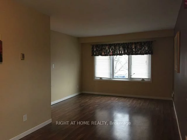 23, Carlton, Cundles East, Barrie