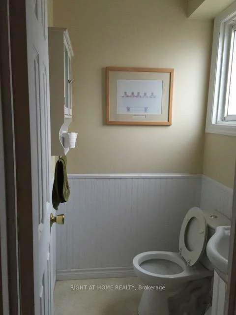 23, Carlton, Cundles East, Barrie