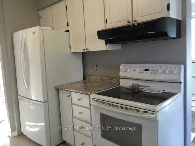 23, Carlton, Cundles East, Barrie