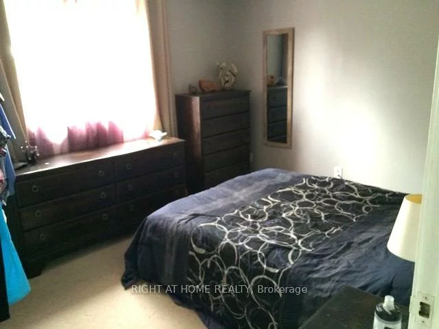 23, Carlton, Cundles East, Barrie