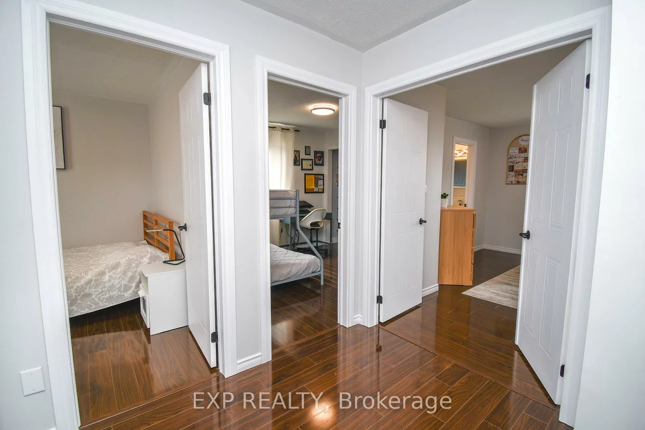 30, Aikens, Holly, Barrie