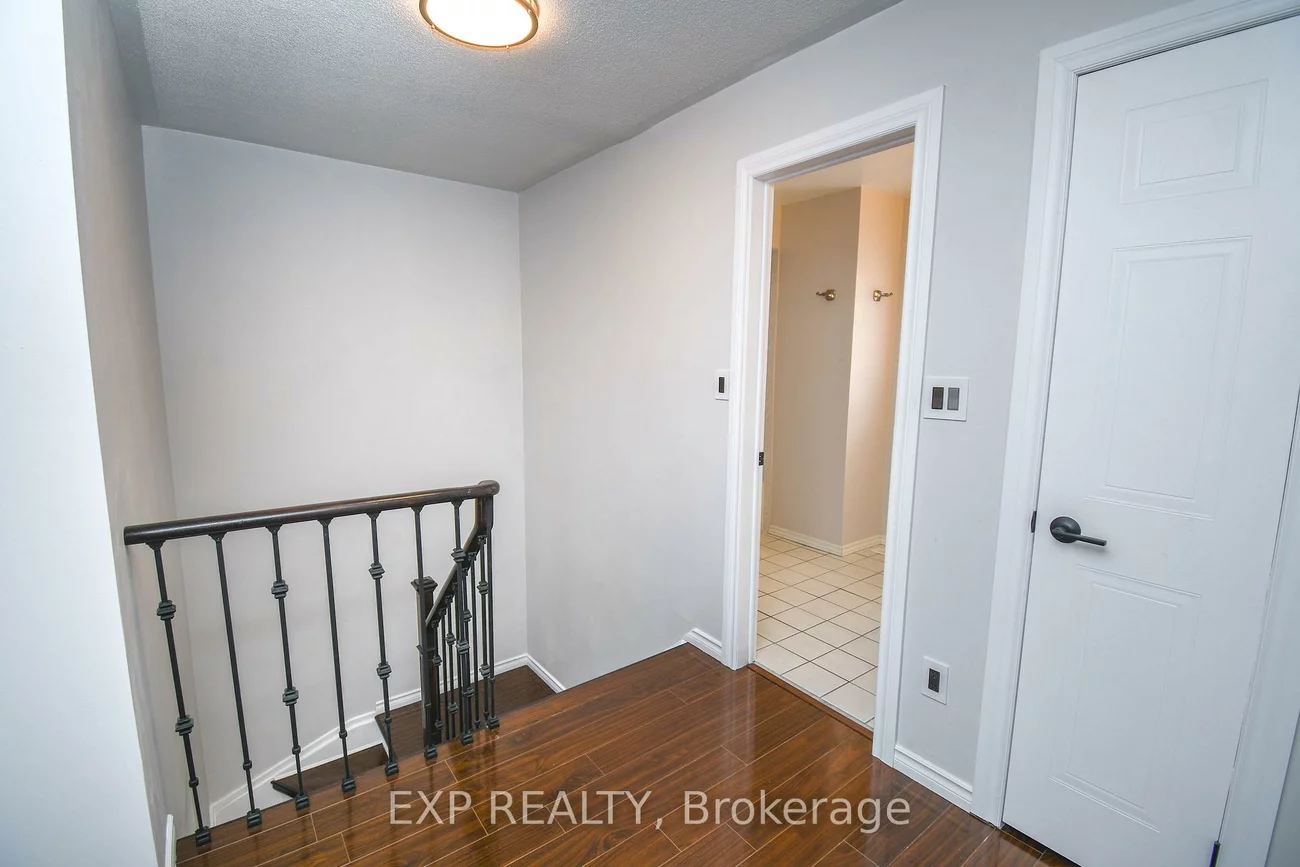 30, Aikens, Holly, Barrie