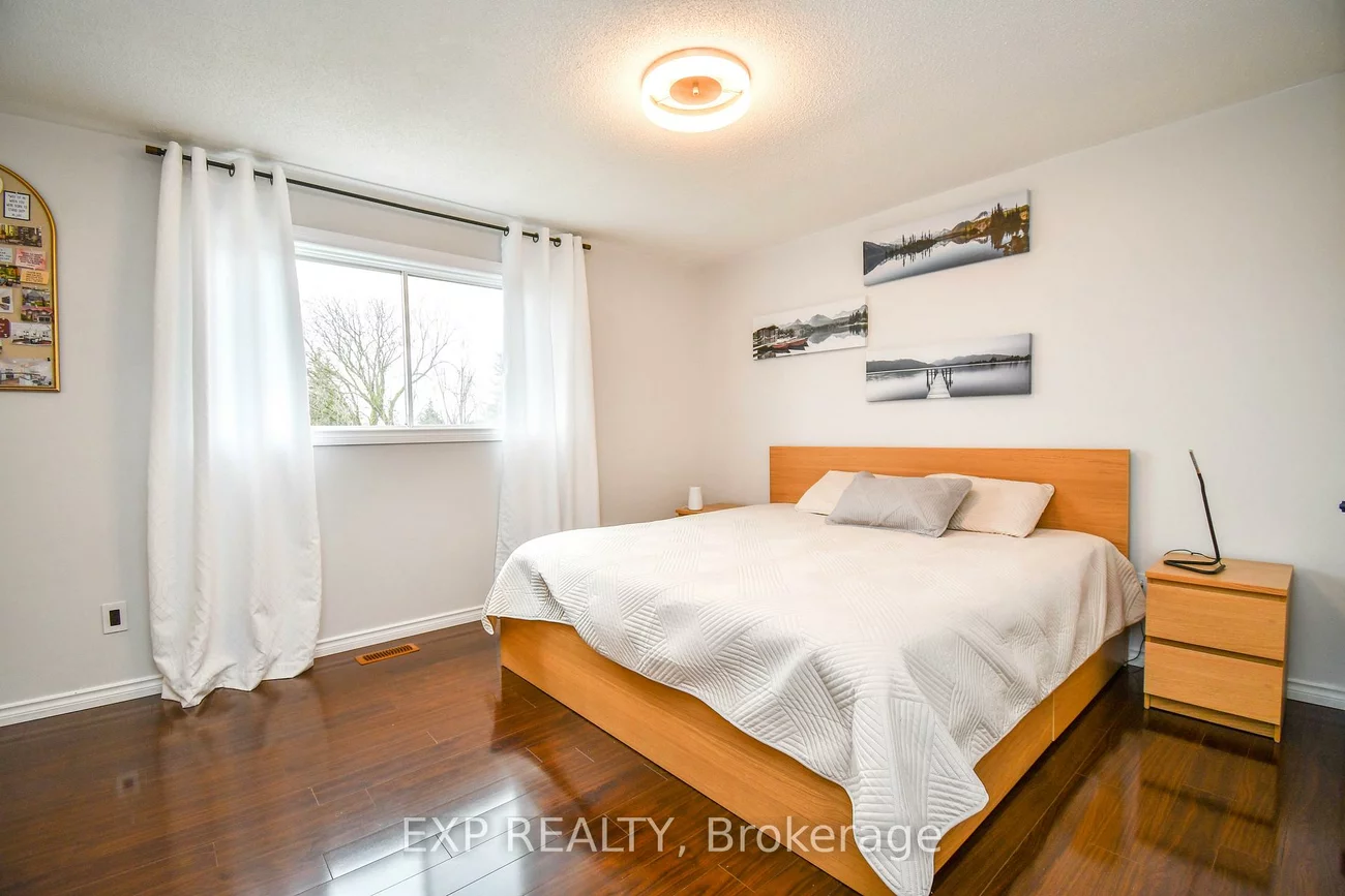 30, Aikens, Holly, Barrie