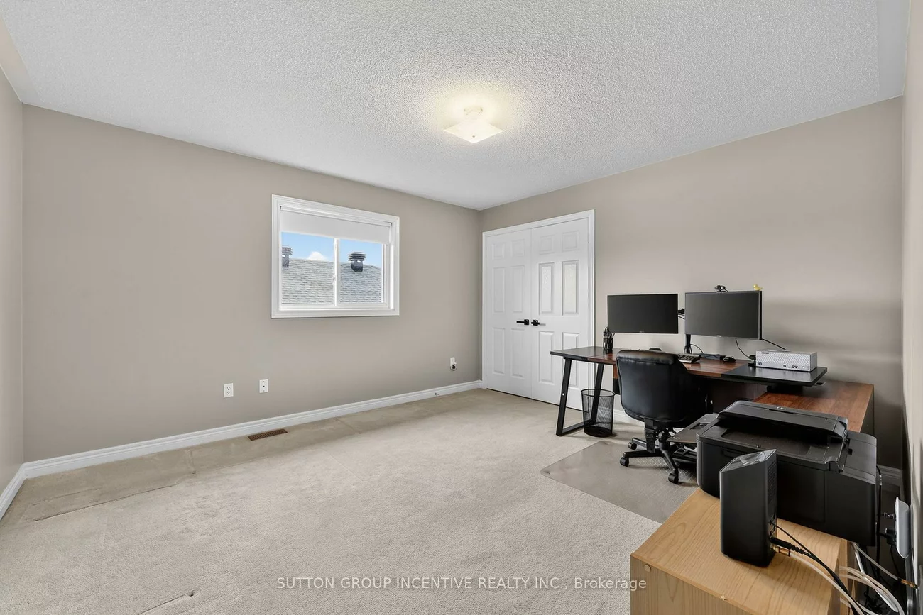 26, Prince Of Wales, Innis-Shore, Barrie