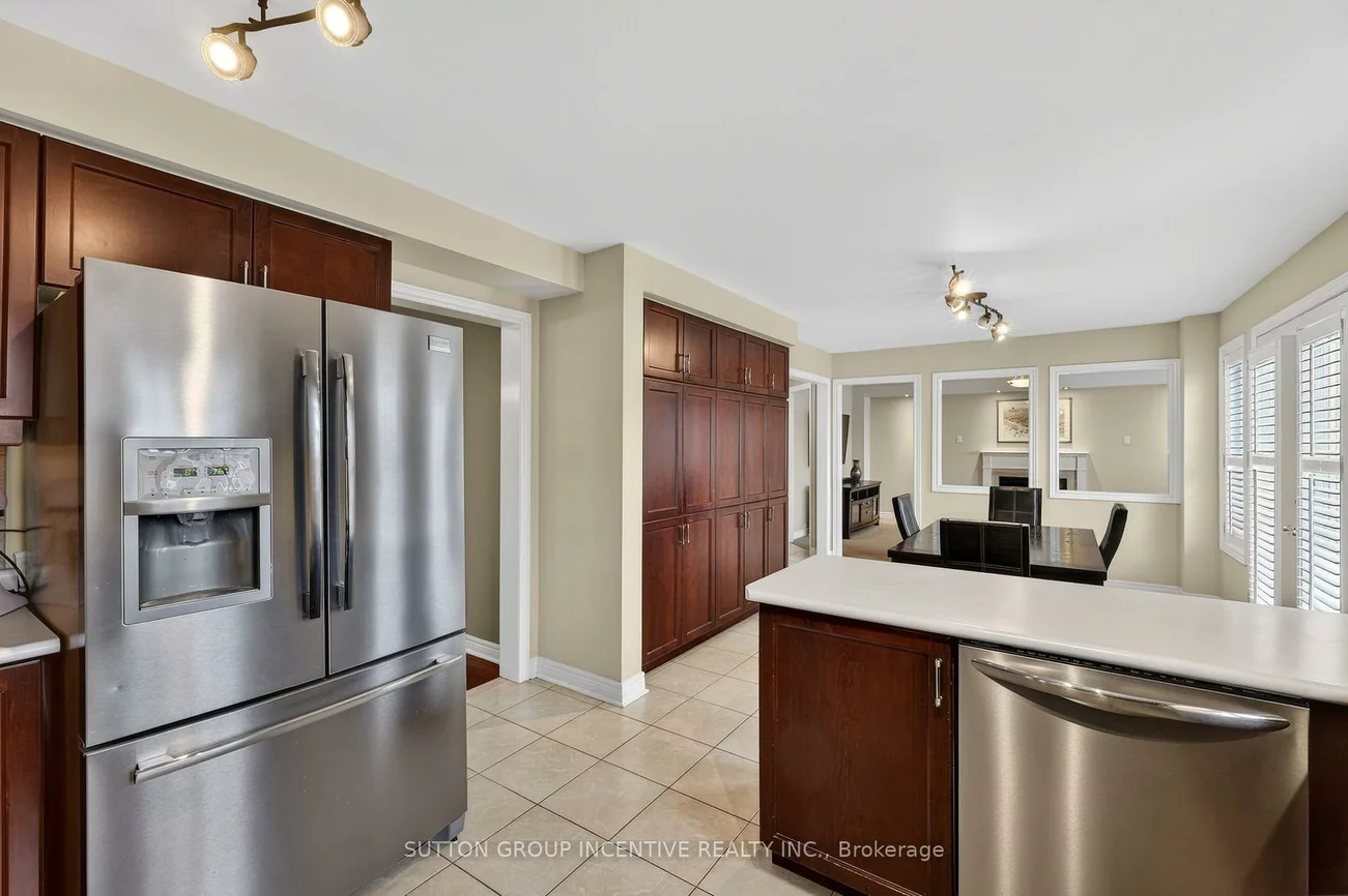 26, Prince Of Wales, Innis-Shore, Barrie