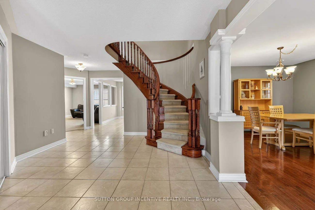 26, Prince Of Wales, Innis-Shore, Barrie