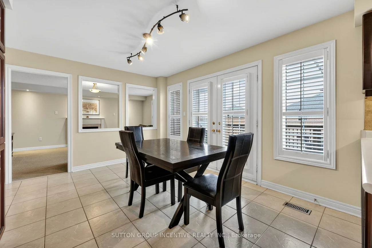 26, Prince Of Wales, Innis-Shore, Barrie