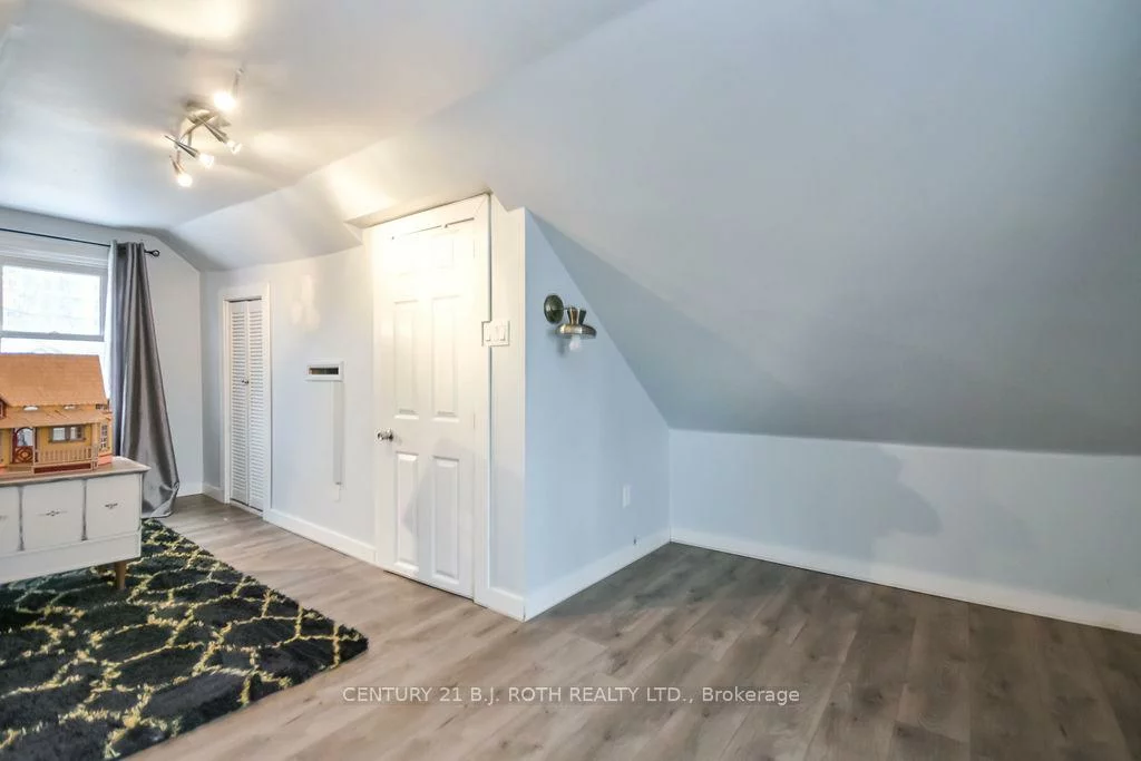 39, Grove, City Centre, Barrie