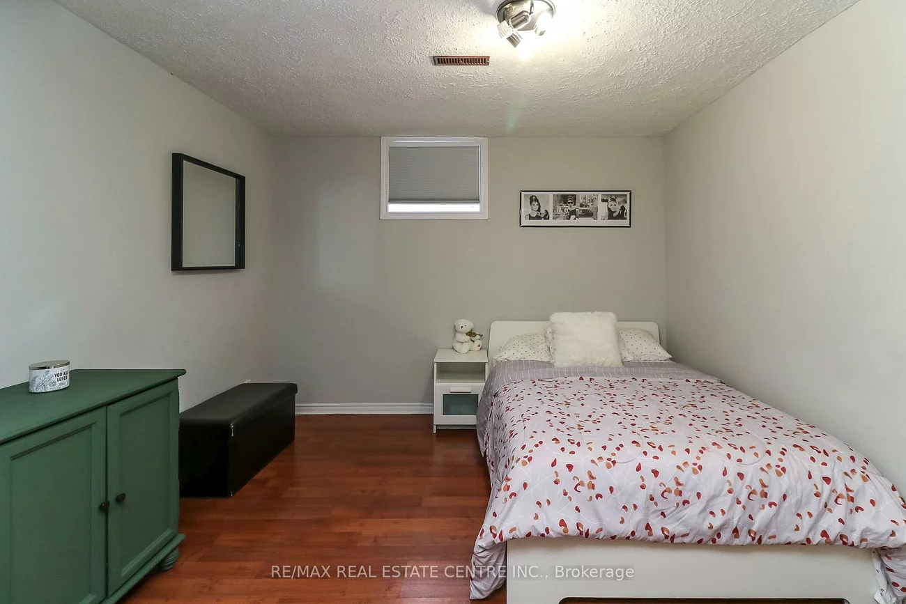 39, Cardinal, Cundles East, Barrie