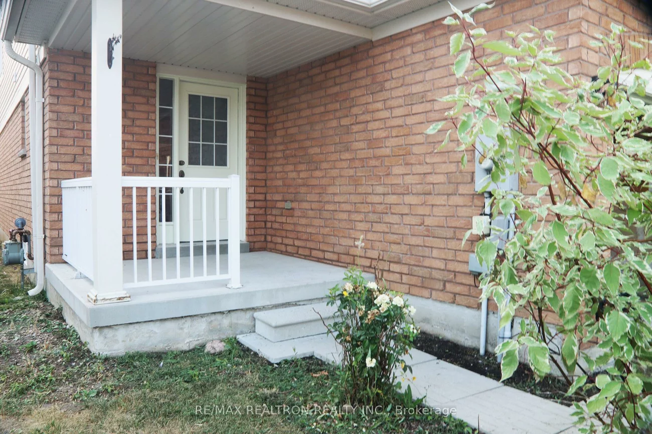 70, Commonwealth, Innis-Shore, Barrie