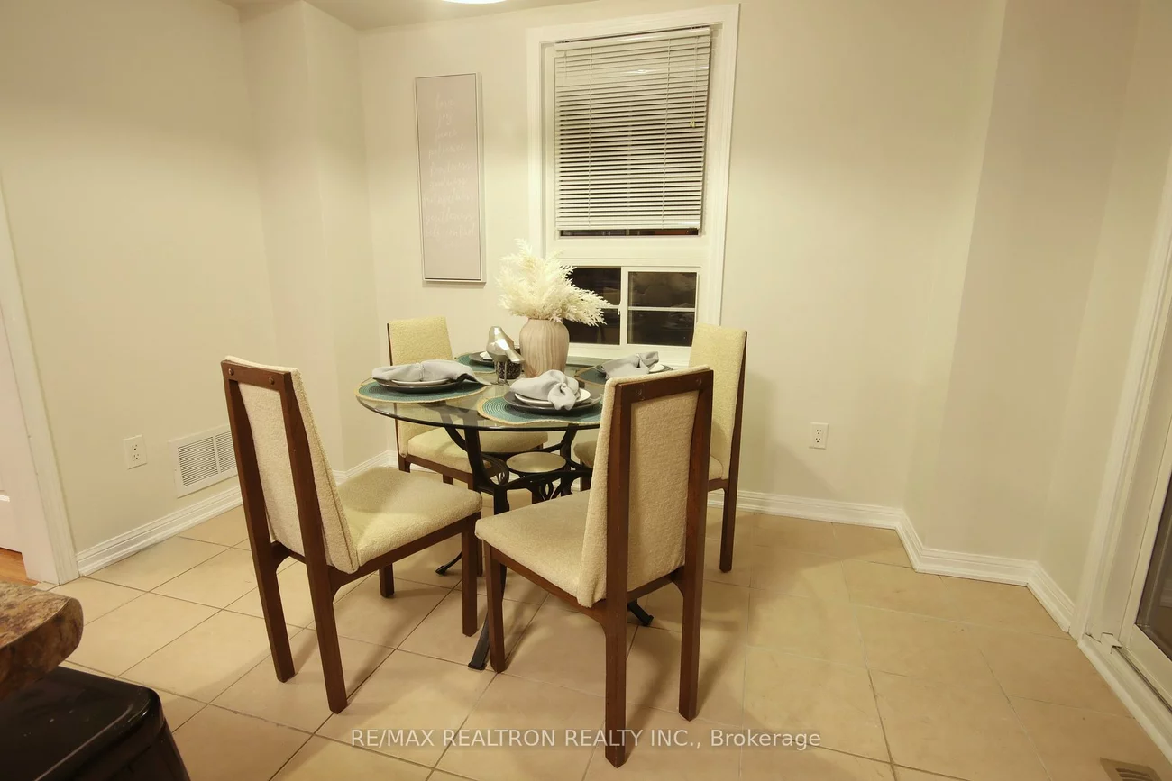 70, Commonwealth, Innis-Shore, Barrie