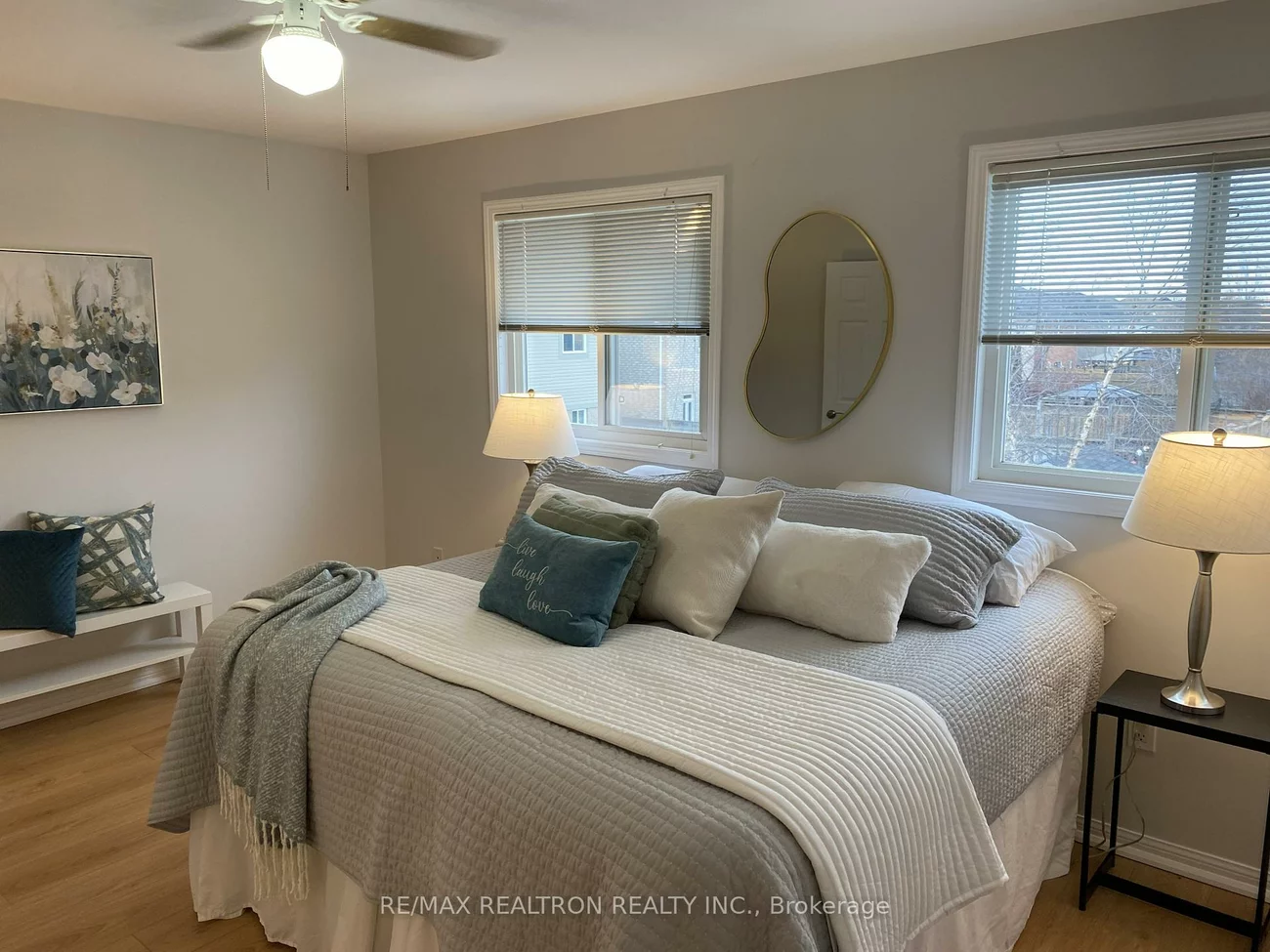 70, Commonwealth, Innis-Shore, Barrie