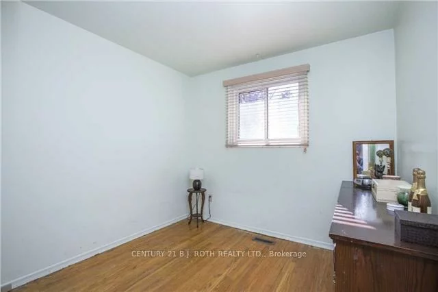 17, Burbank, Wellington, Barrie