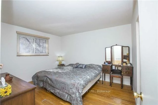 17, Burbank, Wellington, Barrie