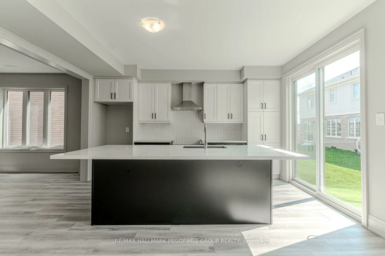 5, Amsterdam, Innis-Shore, Barrie