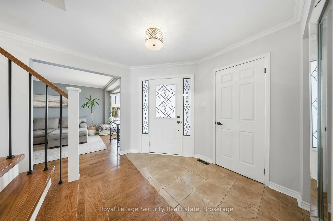 122, Browning, Letitia Heights, Barrie